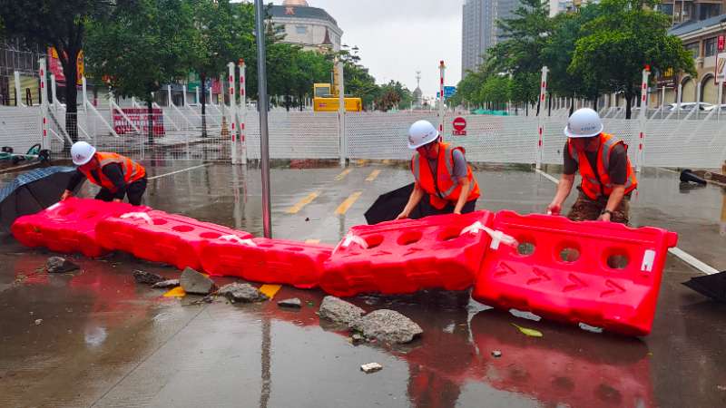 严阵以待抗台风 全力以赴保安全 | 珠海建工集团坚守防御超强台风“苏拉”一线